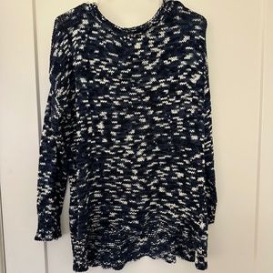 Brandy Melville White and Blue Wool Oversized Sweater